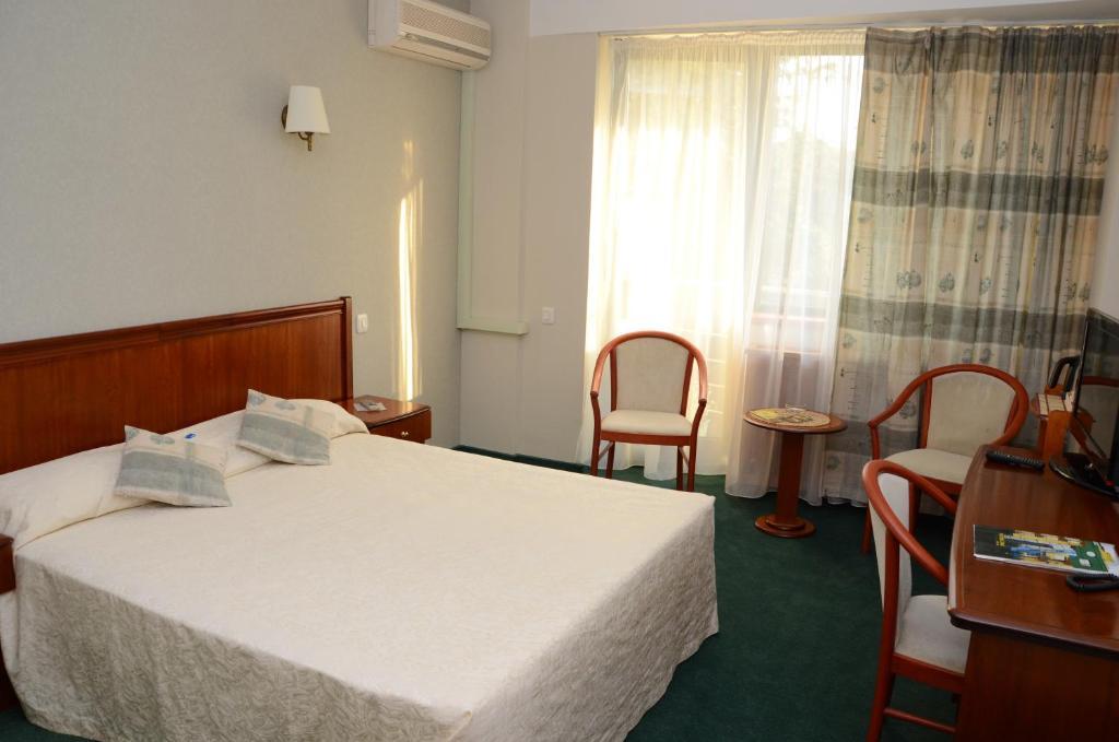 Hotel Dan Букурещ Стая снимка